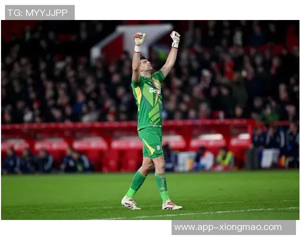 意媒报道肇事门将马丁内斯正在接受检查情绪仍然震惊不已 意媒报道肇事门将马丁内斯正在接受检查情绪仍然震惊不已