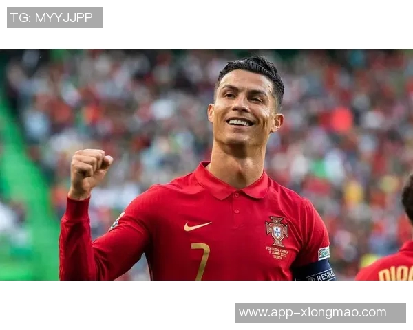 葡萄牙主帅回应C罗观战问题称此举不尊重球员应停止讨论 葡萄牙主帅回应C罗观战问题称此举不尊重球员应停止讨论