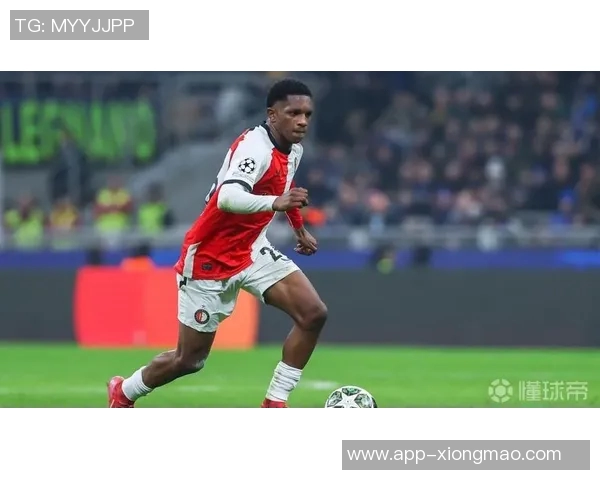 德天空报道拜仁明夏计划引援全线升级已接触费耶诺德右后卫雷德